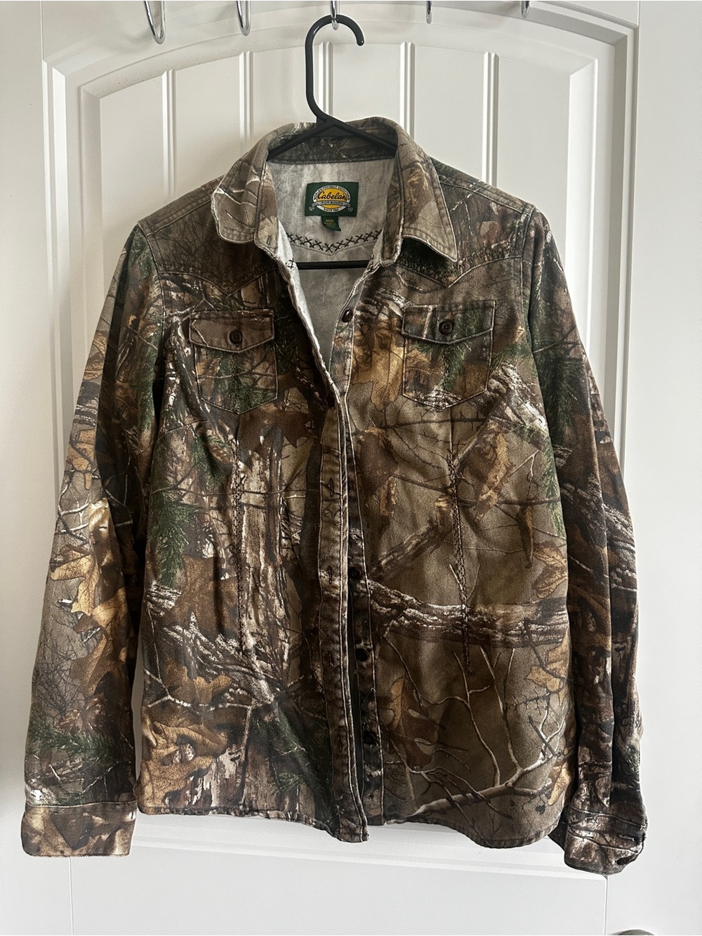 Women’s sml Cabela's Camouflage Button-Front Shirt